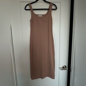 Aritzia Babaton Contour Square Neck midi Dress